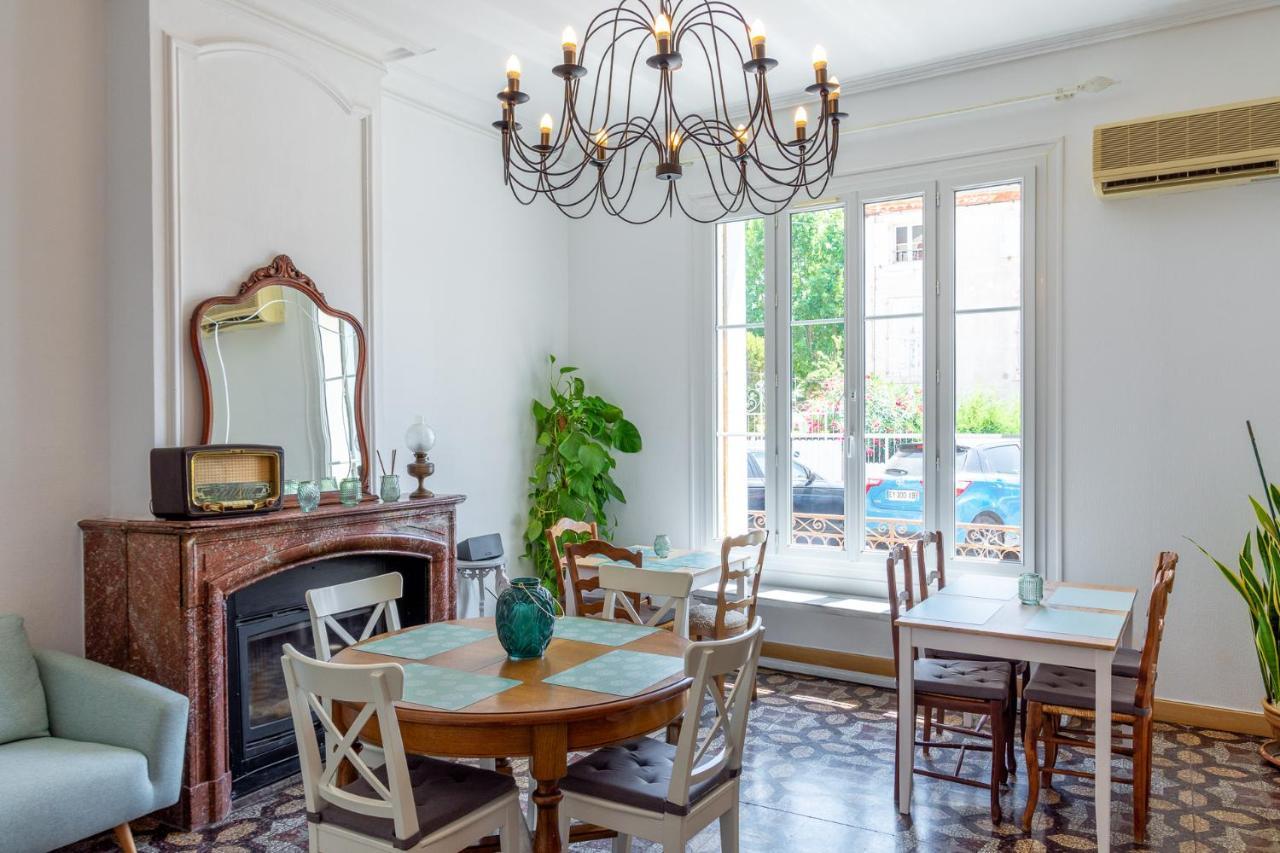 Entre Midi - Maison D'Hotes - B&B กาเปสตอง ภายนอก รูปภาพ