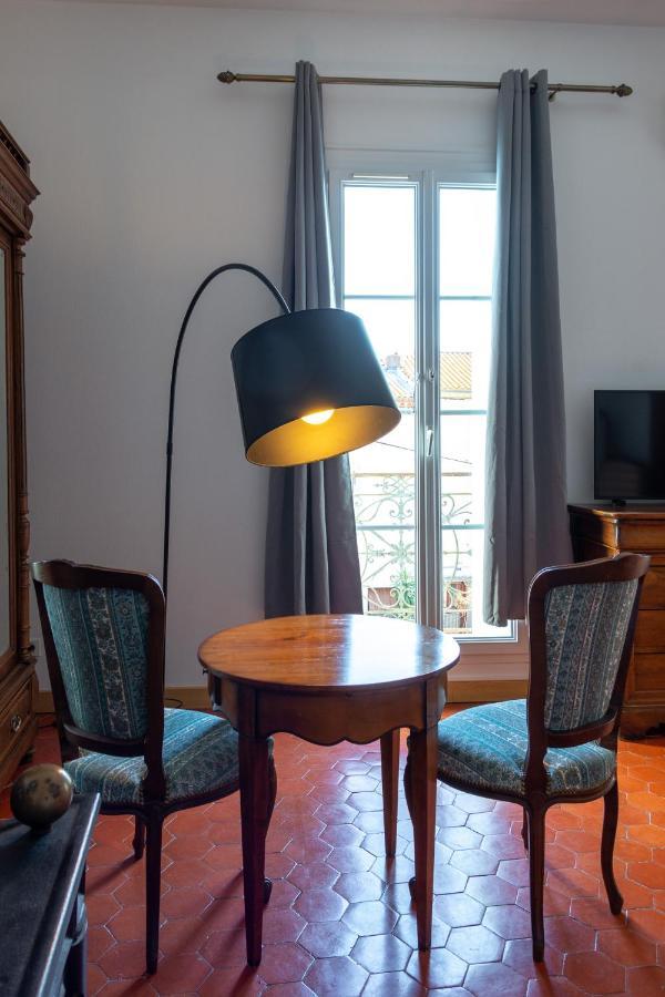 Entre Midi - Maison D'Hotes - B&B กาเปสตอง ภายนอก รูปภาพ