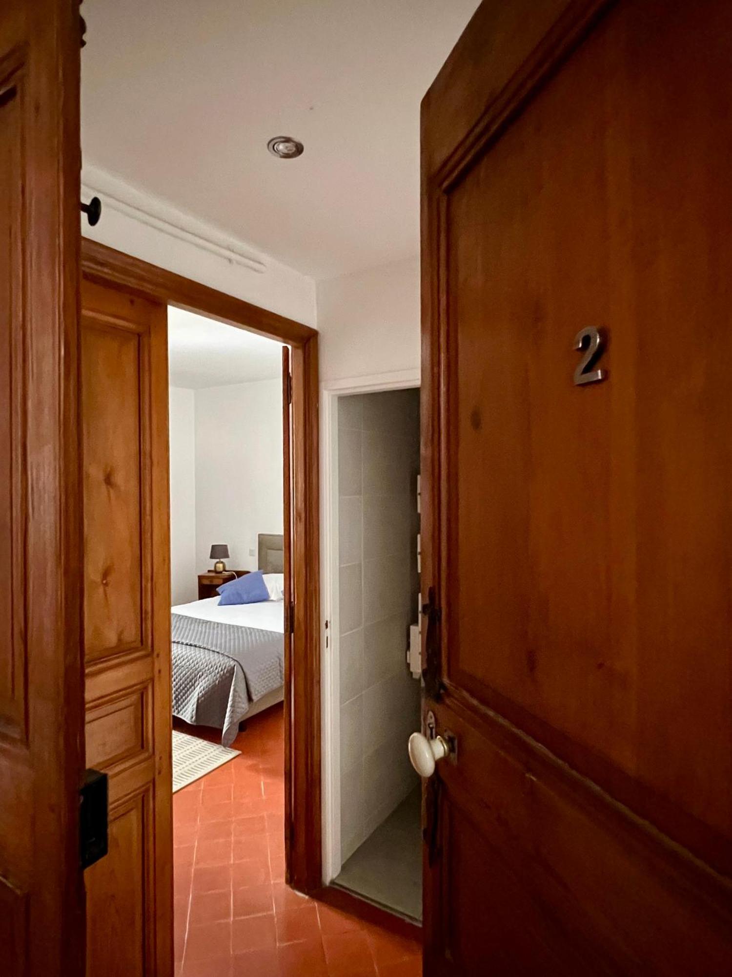 Entre Midi - Maison D'Hotes - B&B กาเปสตอง ภายนอก รูปภาพ