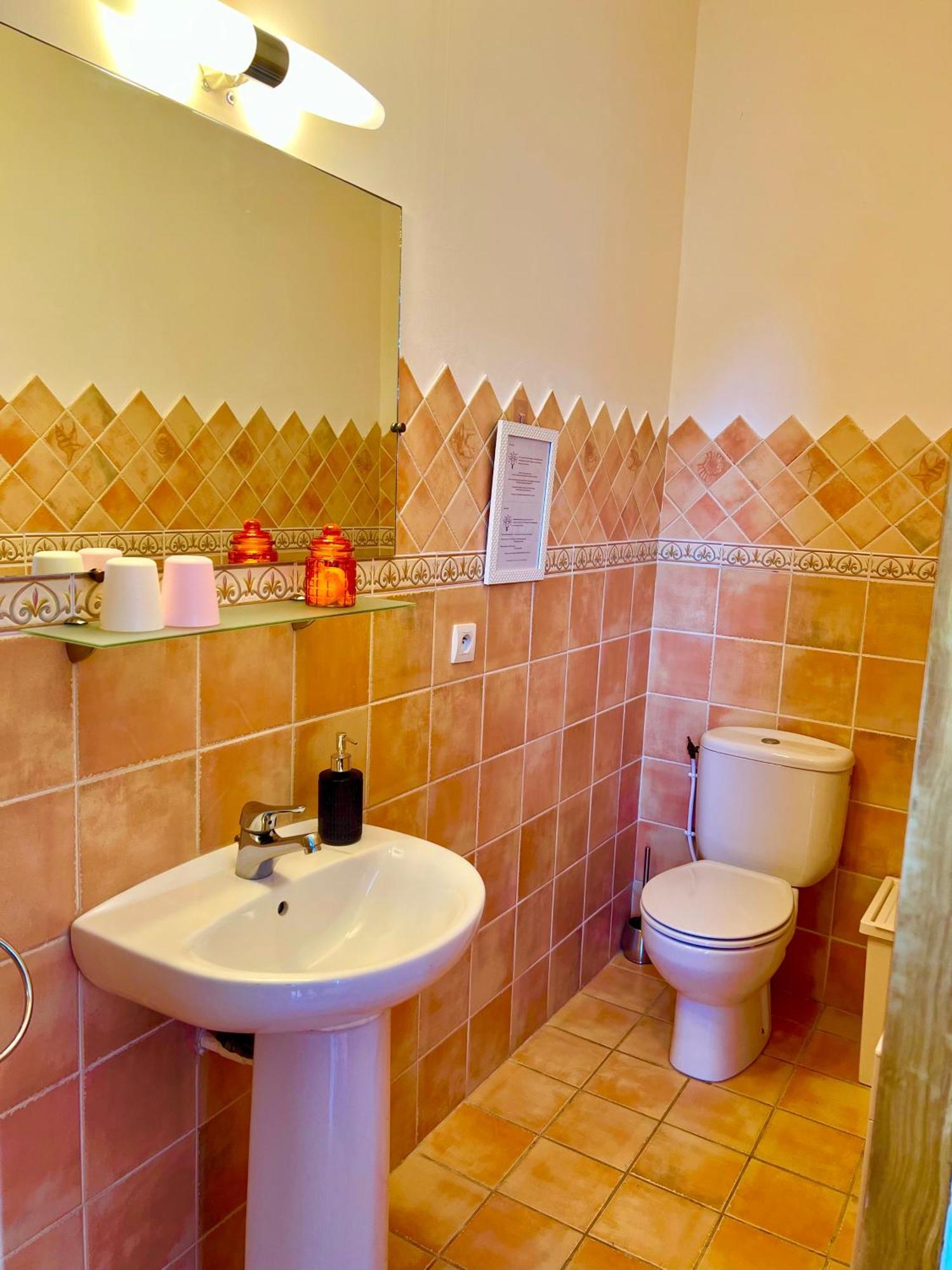 Entre Midi - Maison D'Hotes - B&B กาเปสตอง ภายนอก รูปภาพ
